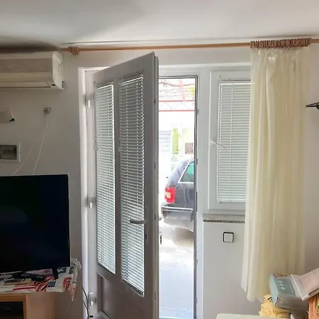 Apartment No 0 At Luki's House Makarska